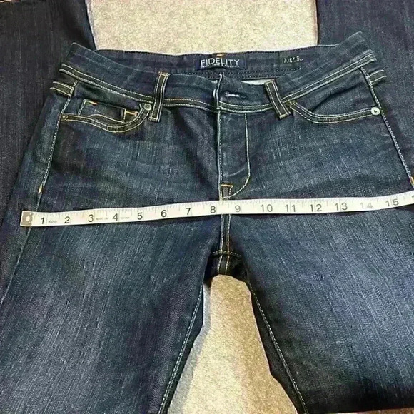 Fidelity Denim, Stevie Cut. Size 27. - Picture 8 of 8
